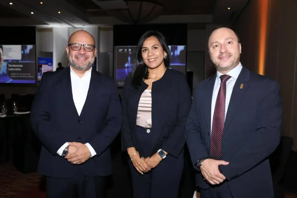 Karin Qubain, presidente de la CCIC, resalta la contribución de Manpower Group.