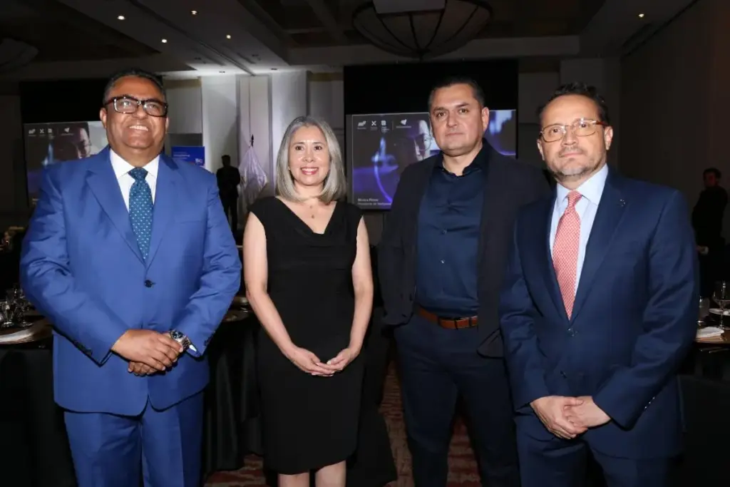 Alberto Sikaffi, representante de Industria del Acero, comparte su mensaje a las nuevas generaciones.