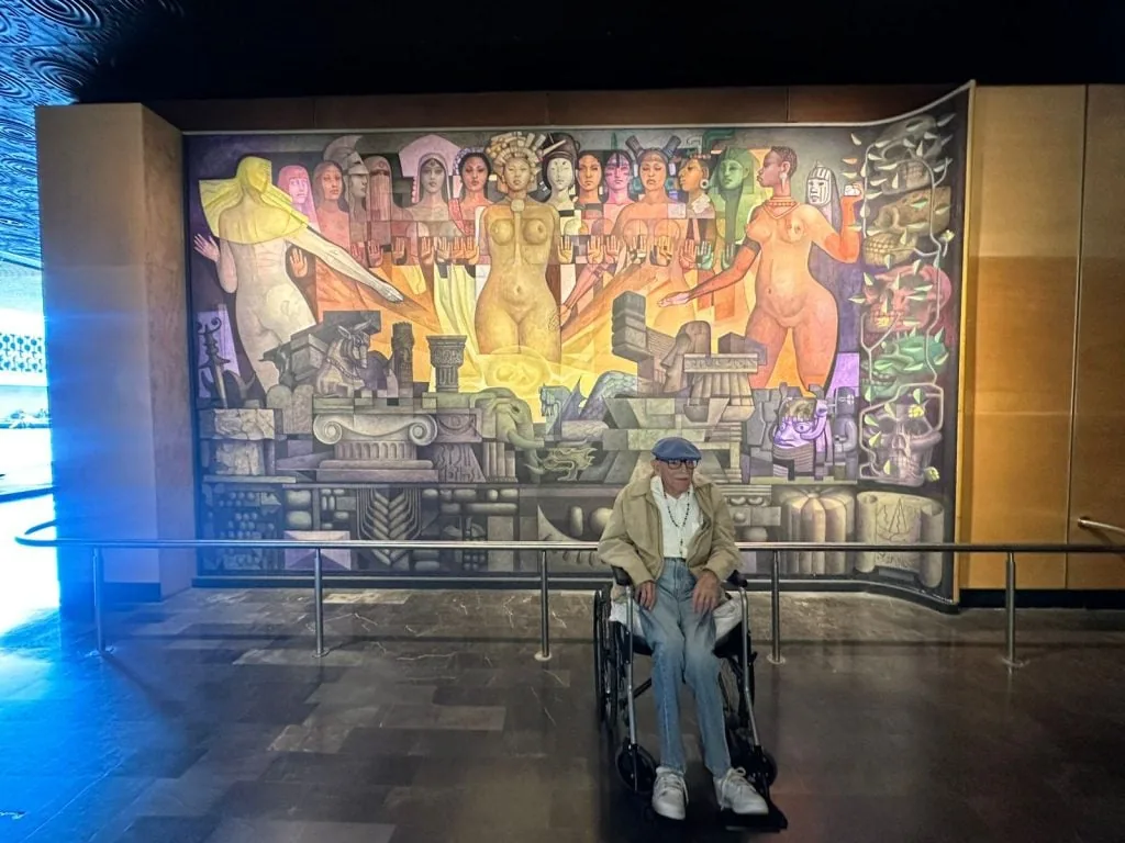 Obras y archivo personal conservados por la fundacion del artista mexicano.