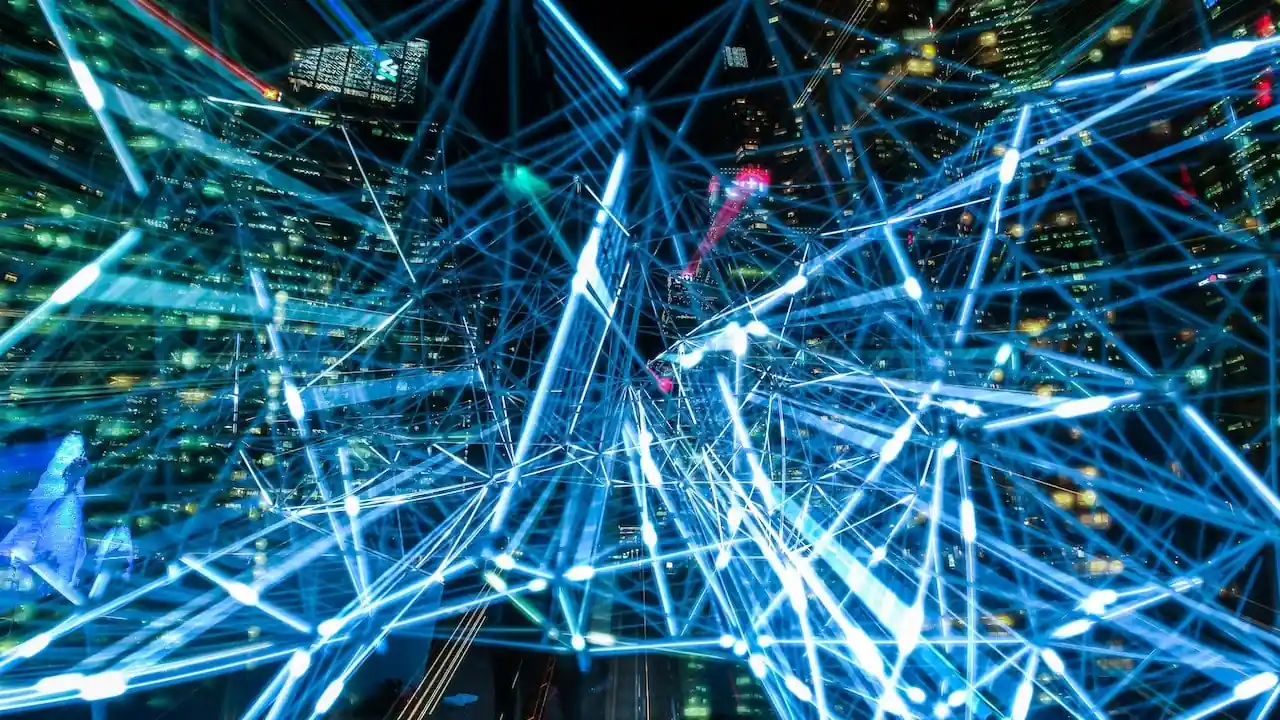 Meta lanza Muse Code para competir con OpenAI y Anthropic