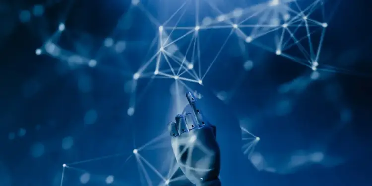 Mano robótica apuntando hacia arriba con el dedo índice, sobre un fondo azul oscuro con una red de puntos luminosos interconectados que simulan datos o conexiones digitales.