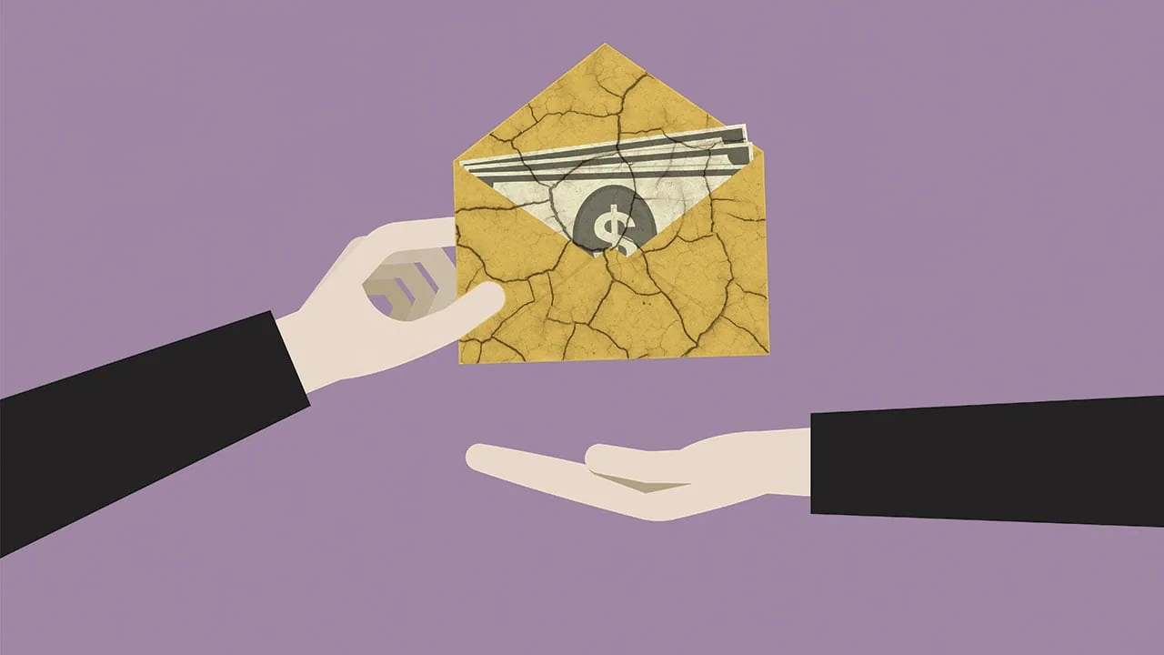 Ilustración de una mano entregando un sobre agrietado con billetes y símbolo de dólar a otra mano sobre fondo morado
