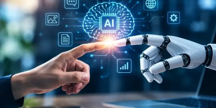 Mano humana y robótica interactuando con un cerebro digital de IA, rodeado de iconos de datos, comunicación y análisis, sobre un escritorio con portátil.