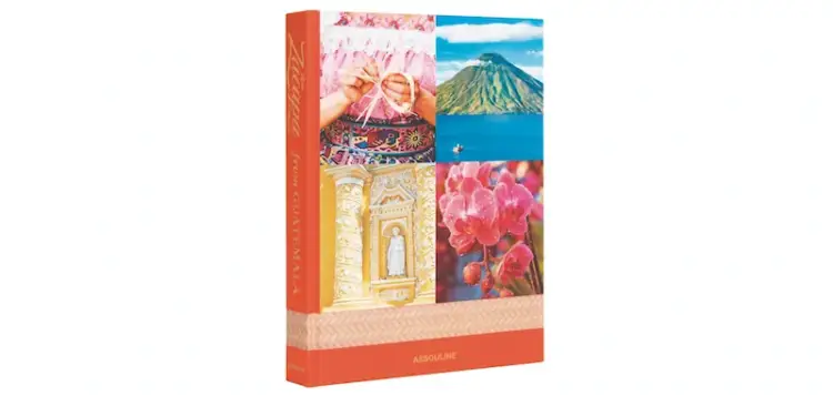 Libro naranja 'Zacapa from GUATEMALA' con collage: manos artesanales, volcán, arquitectura colonial, orquídeas.
