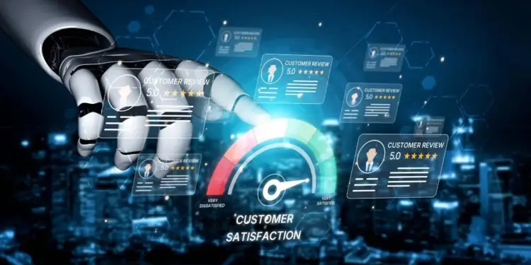 Mano de robot interactuando con un medidor de satisfacción del cliente y reseñas virtuales sobre fondo de ciudad digital.