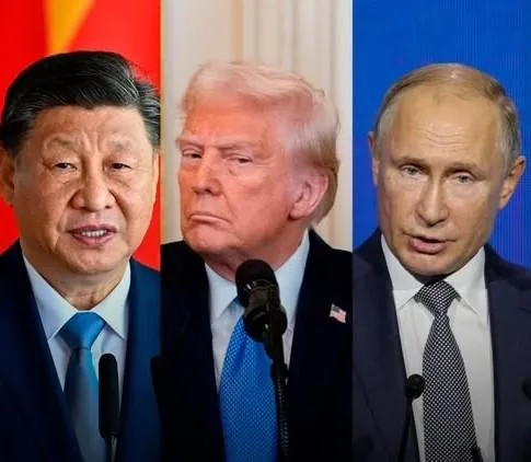 Triptych de tres líderes mundiales: un hombre asiático, uno caucásico con cabello rubio y otro caucásico con calvicie, todos en traje y corbata, representando la diplomacia y economía global.
